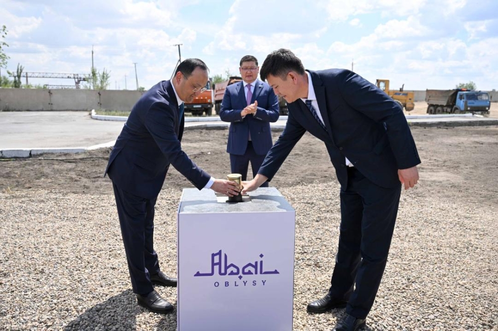 В Семее началось строительство индустриального парка по производству чипов и электронных устройств